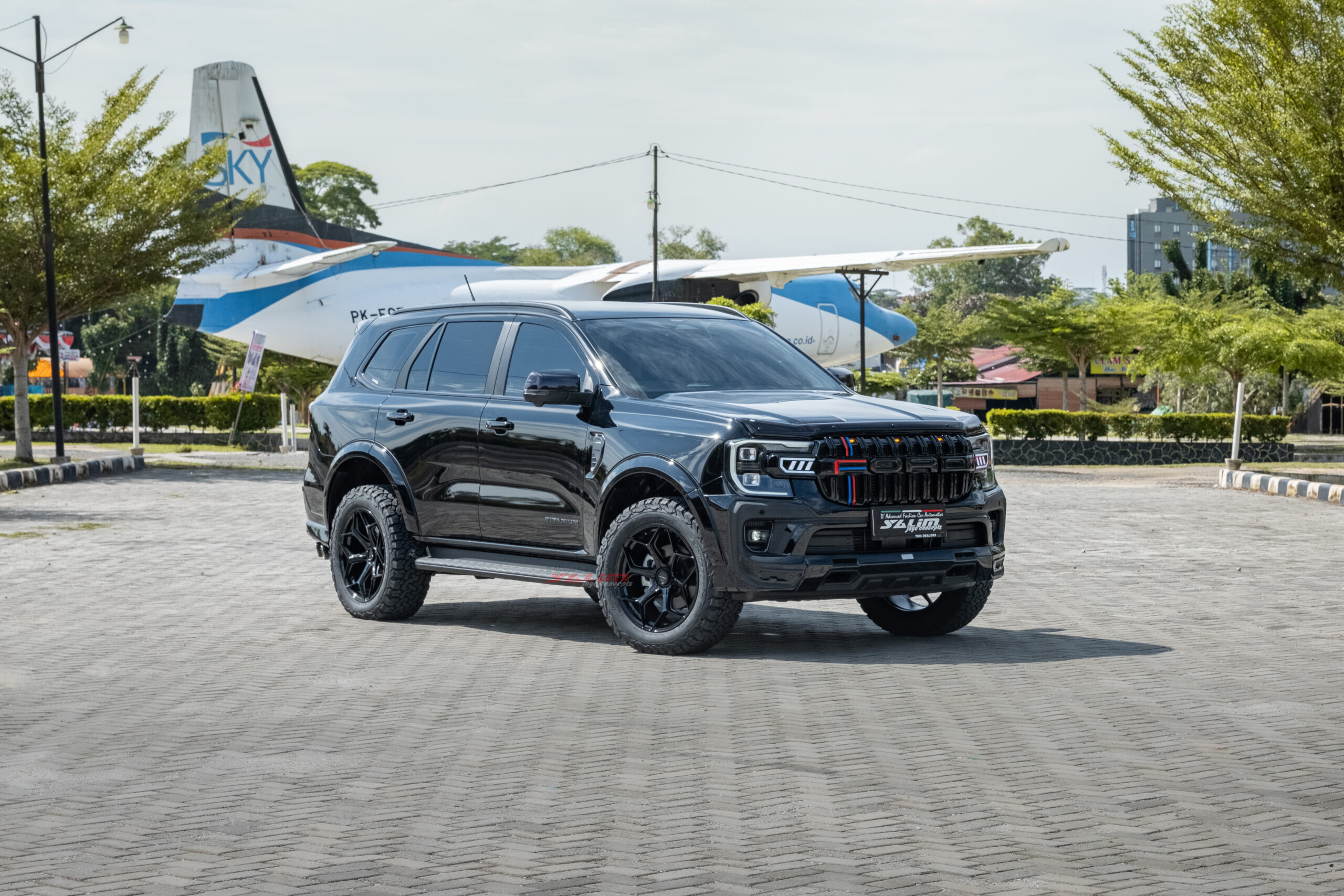 🔴 MODIFIKASI F🔘RD‼️ ///__EVEREST NEXT-GEN 🤣 ➡️ MAN IN BLACK..VAMOS-6 BLACKKOUT🔥 🔴 MODIFIKASI F🔘RD‼️ ///__EVEREST NEXT-GEN 🤣 ➡️ MAN IN BLACK..VAMOS-6 BLACKKOUT🔥